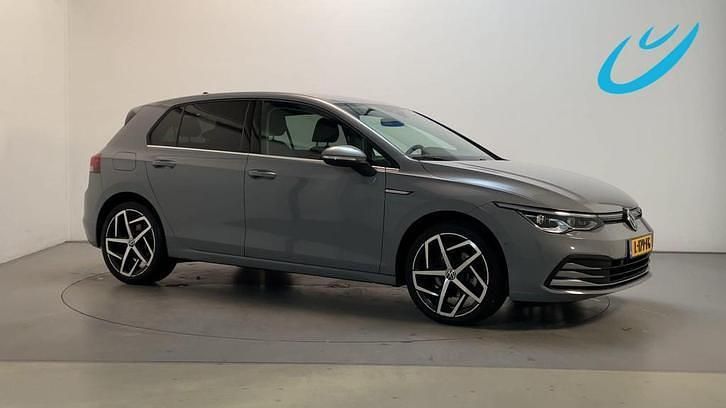 Occasion 2021 VW e-Golf Style Hatchback | € 23.400 (Eerlijke prijs) - Afbeelding 1/4