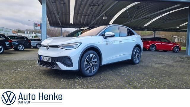 Wit Gebruikt 2022 VW ID.5 Pro SUV | € 32.644 (Iets duurder) - Afbeelding 1/4