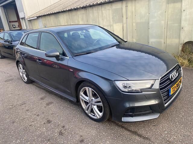 Occasion Audi A3 Sportback S-Line 150 PK (110 kW) 2018 Grijs Hatchback