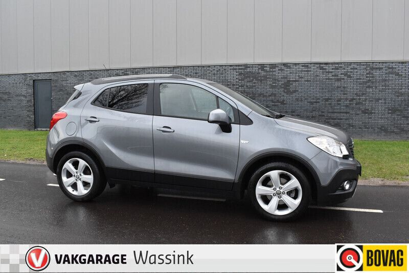 Grijs Gebruikt 2014 Opel Mokka Cosmo SUV | € 12.940 (Eerlijke prijs) - Afbeelding 1/4