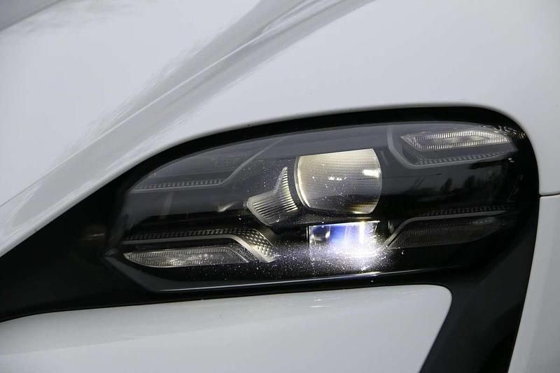 Occasion Porsche Taycan 4S Performance Package 360 kW (490 PK) 2021 Wit Sedan