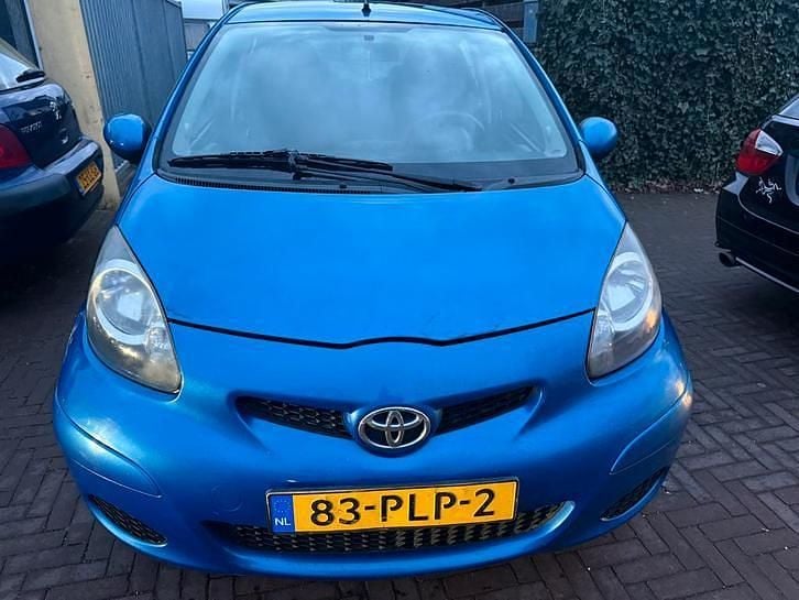 Occasion 2009 Toyota Aygo Hatchback | € 2.250 (Goede deal) - Afbeelding 1/4
