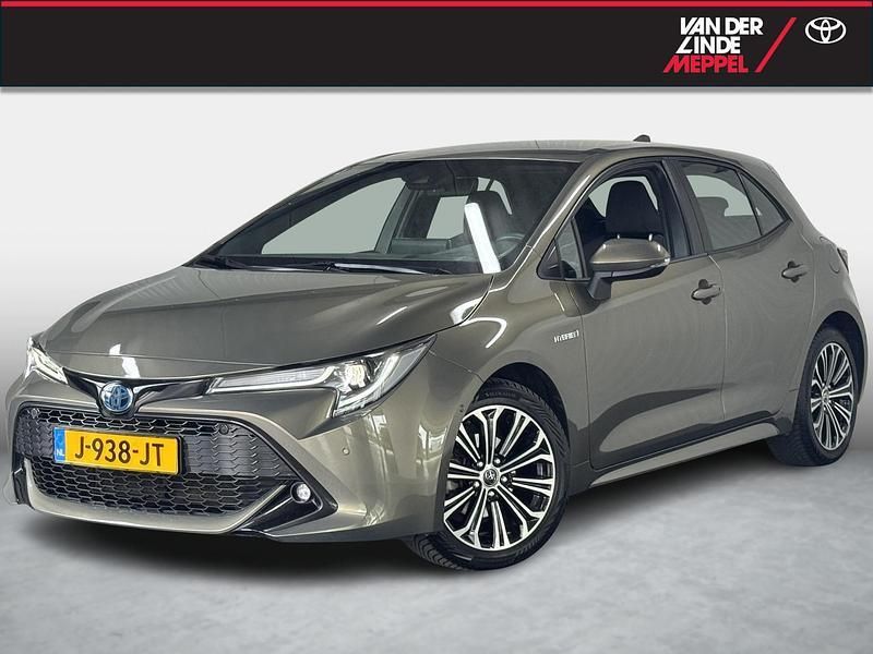 Groen Gebruikt 2020 Toyota Corolla Style Hatchback | € 22.950 (Iets duurder) - Afbeelding 1/4