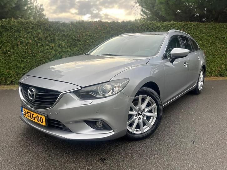 Grijs Occasion 2014 Mazda 6 Stationwagen | € 3.999 (Eerlijke prijs) - Afbeelding 1/4