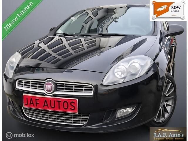 Zwart Gebruikt 2010 Fiat Bravo Hatchback | € 1.499 (Goede deal) - Afbeelding 1/4