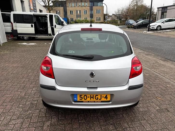 Occasion Renault Clio II Expression 75 PK (55 kW) 2008