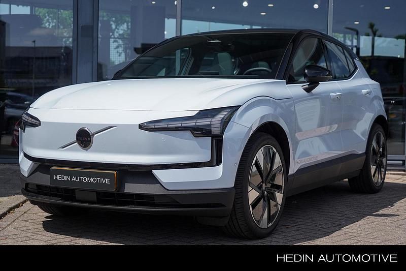 Blauw Gebruikt 2025 Volvo EX30 Performance SUV | € 44.995 - Afbeelding 1/4