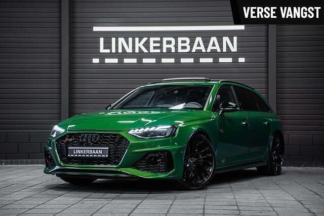 Groen Gebruikt 2022 Audi RS4 S-Line Stationwagen | € 84.895 (Eerlijke prijs) - Afbeelding 1/4
