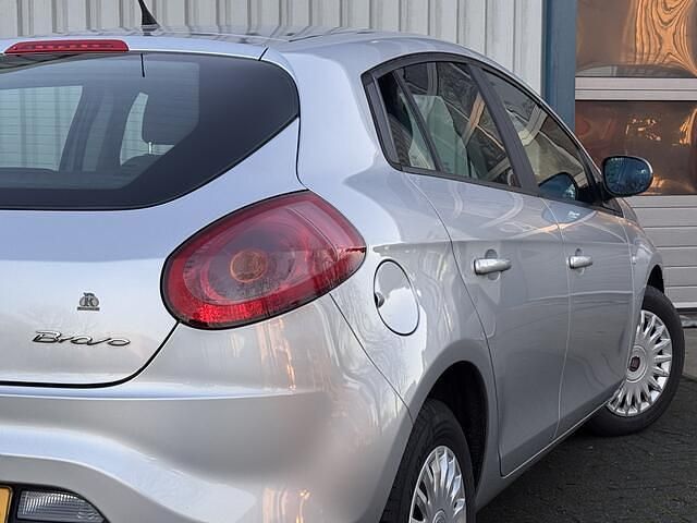 Occasion Fiat Bravo Dynamic 90 PK (66 kW) 2007 Grijs Hatchback