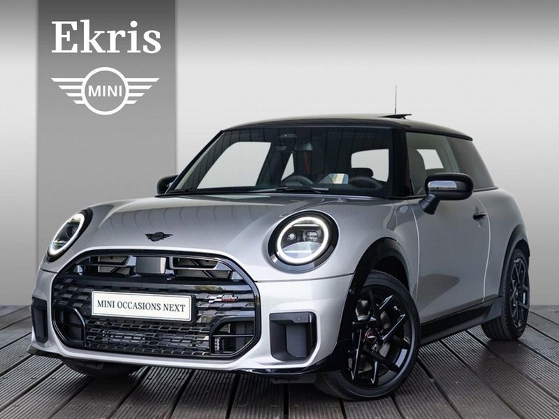 Melting silver Gebruikt 2024 Mini Cooper Hatchback | € 35.695 - Afbeelding 1/4