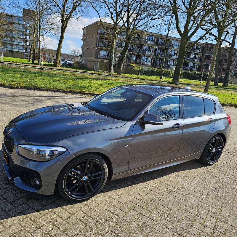 Gebruikt 2019 BMW 118 Hatchback | € 18.000 (Eerlijke prijs) - Afbeelding 1/4