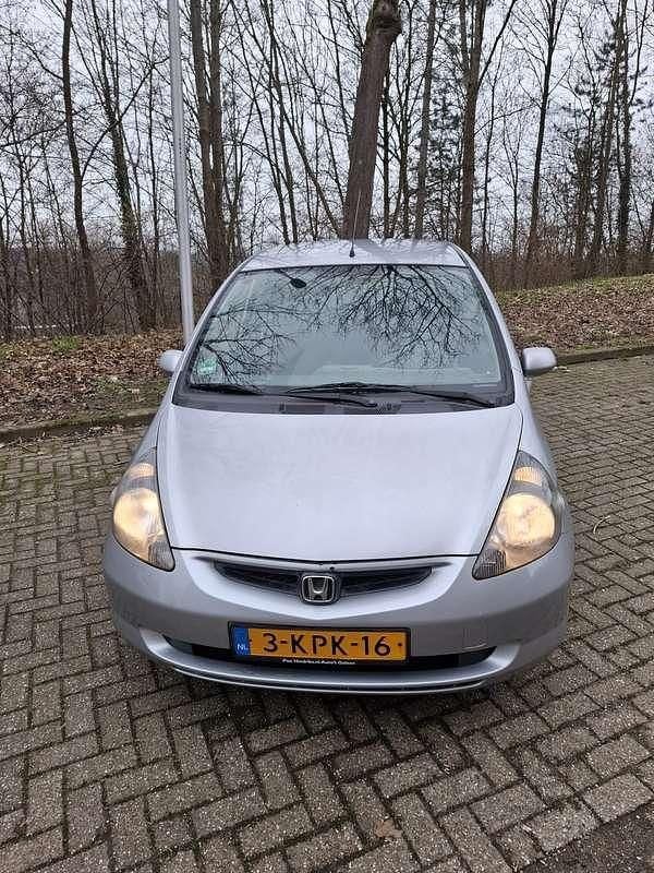 Occasion Honda Jazz LS 83 PK (61 kW) 2004 Zilver Hatchback