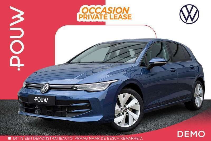Blauw Gebruikt 2024 VW Golf VIII Edition Hatchback | € 32.900 (Eerlijke prijs) - Afbeelding 1/3