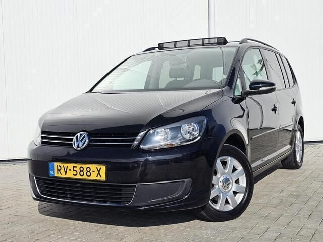 Zwart Gebruikt 2010 VW Touran Highline MPV | € 5.950 (Eerlijke prijs) - Afbeelding 1/4
