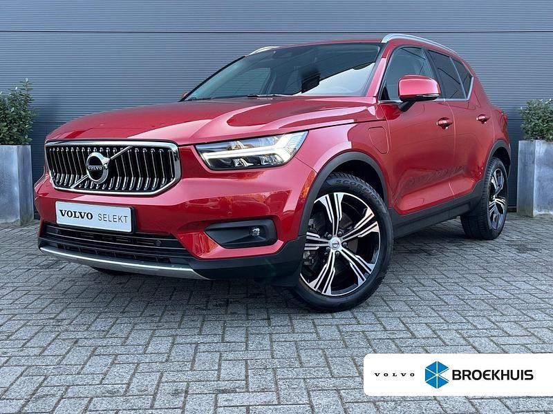 Rood Gebruikt 2021 Volvo XC40 Inscription SUV | € 28.900 (Super prijs) - Afbeelding 1/4