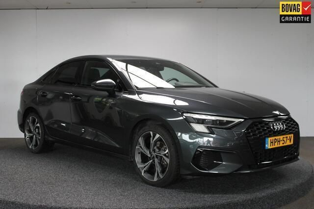 Grijs Gebruikt 2022 Audi A3 Edition .1 Sedan | € 27.450 (Goede deal) - Afbeelding 1/4