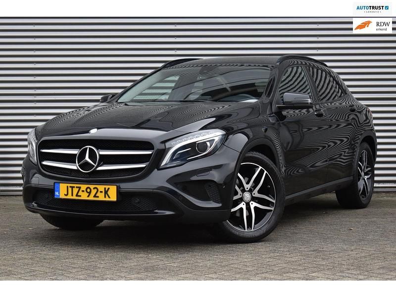 Occasion Mercedes GLA200 Urban 157 PK (115 kW) 2016 Zwart (metallic) SUV