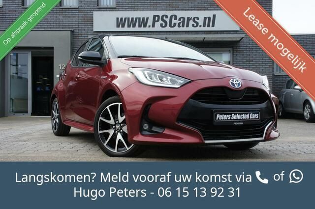 Rood Gebruikt 2021 Toyota Yaris Executive Hatchback | € 19.494 (Super prijs) - Afbeelding 1/4