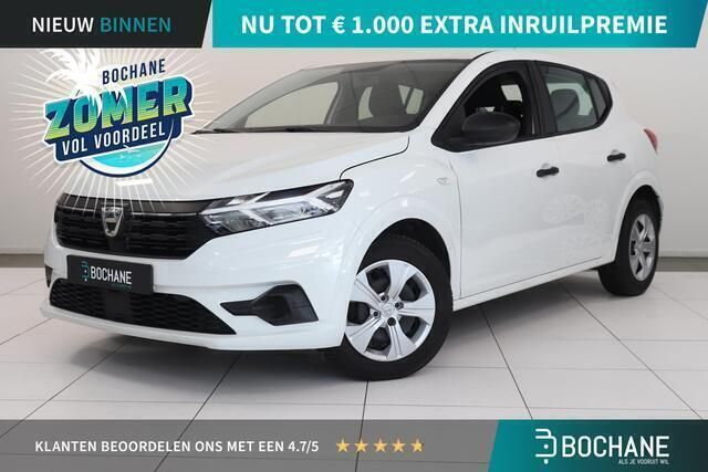 Wit Gebruikt 2021 Dacia Sandero Essentiel Hatchback | € 9.940 (Super prijs) - Afbeelding 1/4
