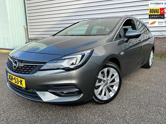 Grijs Gebruikt 2020 Opel Astra Elegance Stationwagen | € 12.950 (Eerlijke prijs) - Afbeelding 1/4