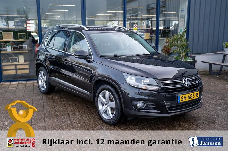 Zwart Gebruikt 2018 VW Tiguan Sport SUV | € 12.940 - Afbeelding 1/3