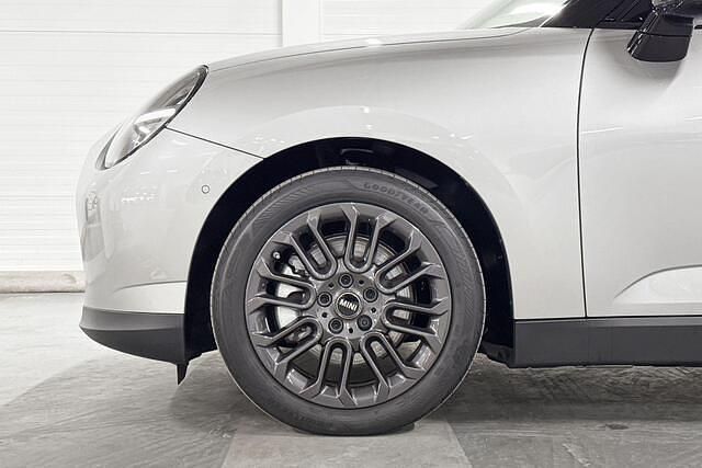 Nieuw Mini Cooper SE Essential 160 kW (218 PK) 2025 Melting silver iii Hatchback