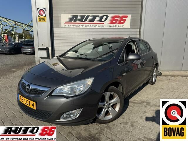 Grijs Gebruikt 2010 Opel Astra Edition Hatchback | € 1.995 (Eerlijke prijs) - Afbeelding 1/4