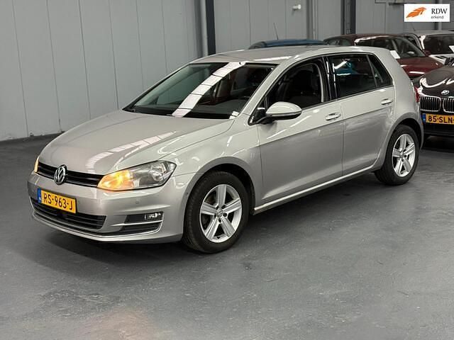 Grijs Occasion 2015 VW Golf VII Edition Hatchback | € 6.749 (Super prijs) - Afbeelding 1/4