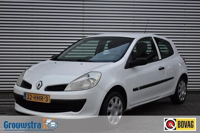 Occasion Renault Clio II 75 PK (55 kW) 2008 Wit Hatchback