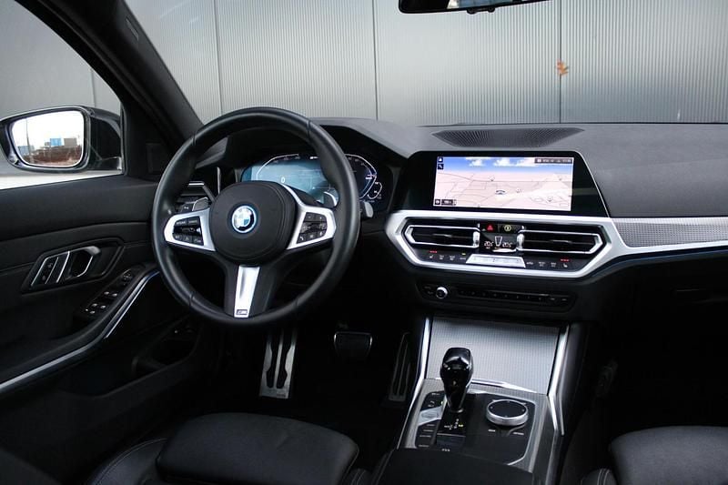 Occasion BMW 320e Executive 204 PK (150 kW) 2021 Wit Stationwagen