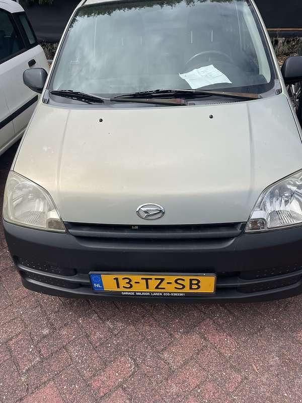 Beige Gebruikt 2007 Daihatsu Cuore Hatchback | € 995 (Super prijs) - Afbeelding 1/4
