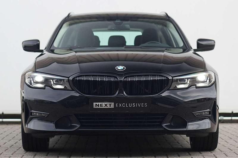 Occasion BMW 330e Sport Line 292 PK (214 kW) 2021 Zwart Stationwagen