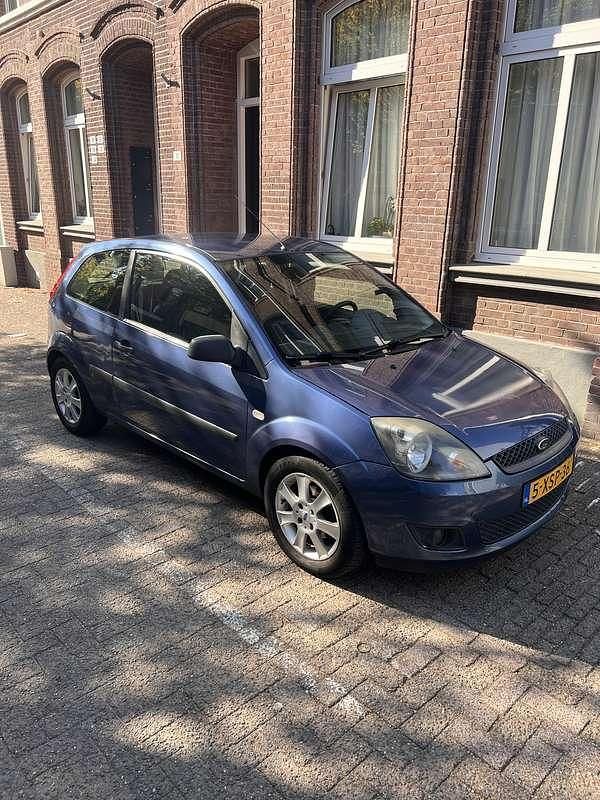 Occasion 2006 Ford Fiesta Ambiente Hatchback | € 1.650 (Eerlijke prijs) - Afbeelding 1/4