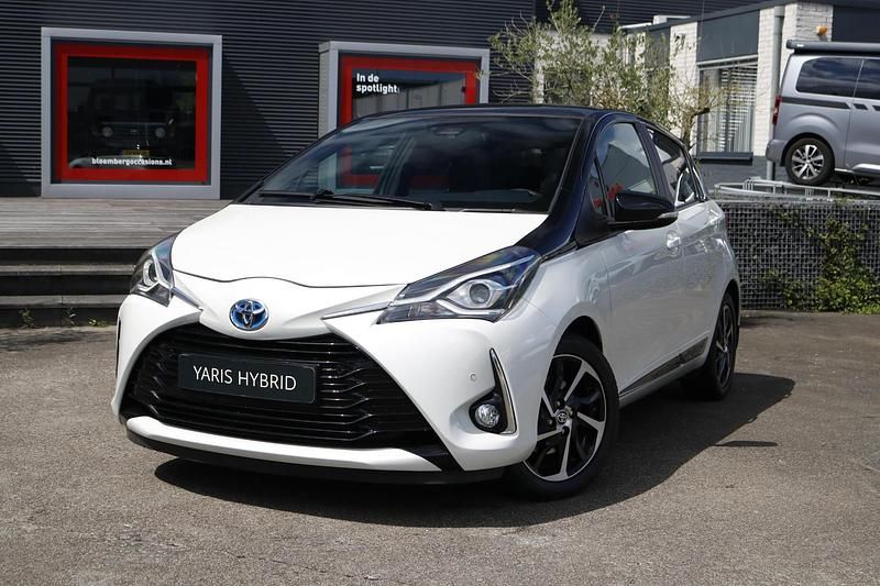 Gebruikt 2019 Toyota Yaris Hybrid Plus | € 18.900 (Super prijs) - Afbeelding 1/1