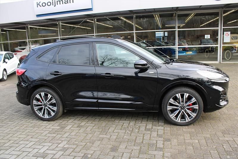 Occasion Ford Kuga ST-Line X 2026 Zwart SUV