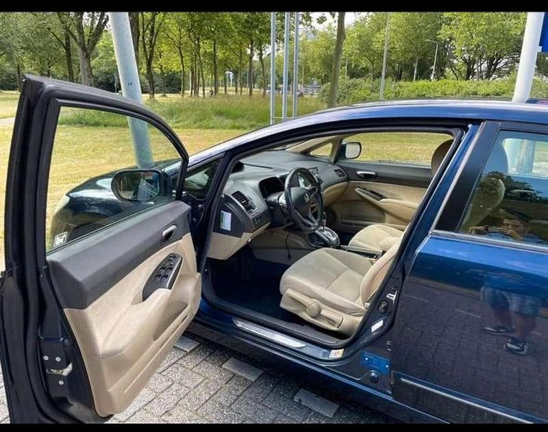 Blauw Occasion 2008 Honda Civic Sedan | € 3.700 (Goede deal) - Afbeelding 1/4