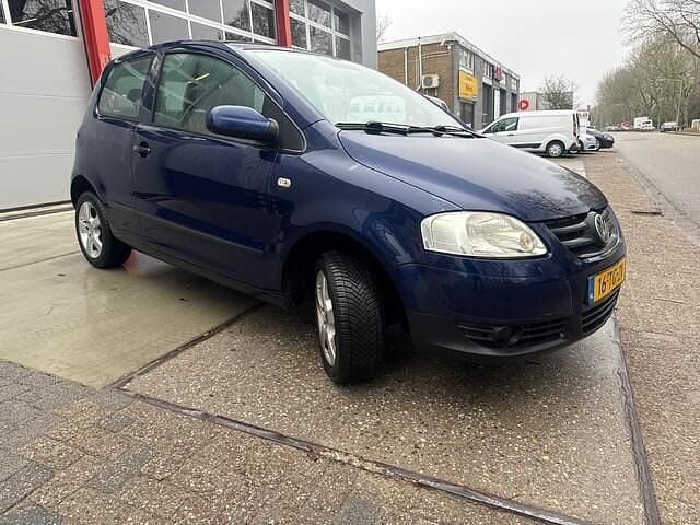 Occasion VW Fox Trendline 54 PK (39 kW) 2006 Blauw Hatchback