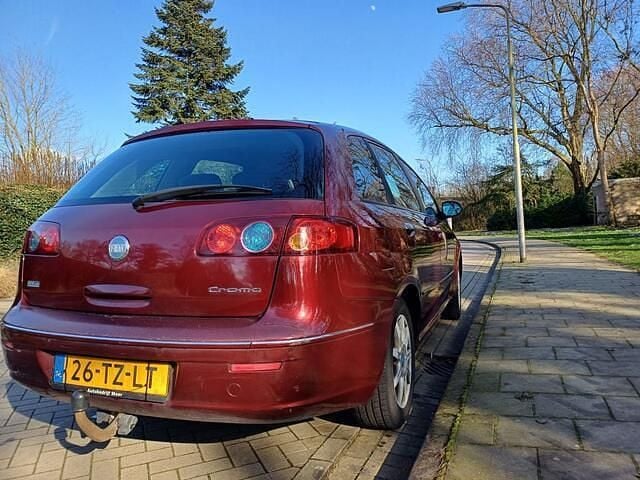 Occasion Fiat Croma Dynamic 147 PK (108 kW) 2007 Rood Stationwagen