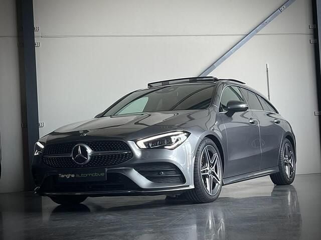Grijs Gebruikt 2021 Mercedes CLA180 Shooting Brake AMG Stationwagen | € 24.890 (Goede deal) - Afbeelding 1/4