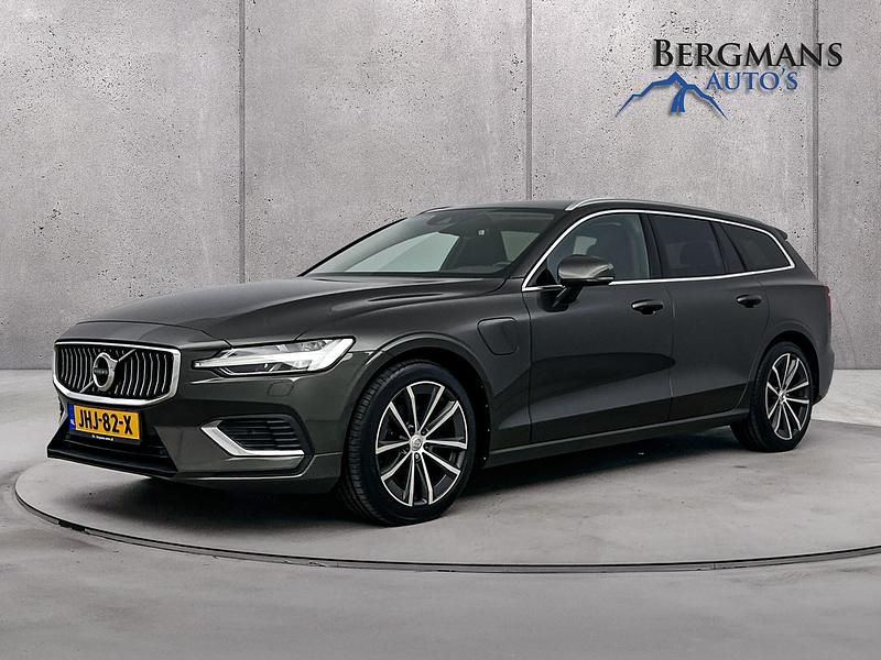 Grijs Gebruikt 2021 Volvo V60 R-Design Stationwagen | € 23.500 (Eerlijke prijs) - Afbeelding 1/4