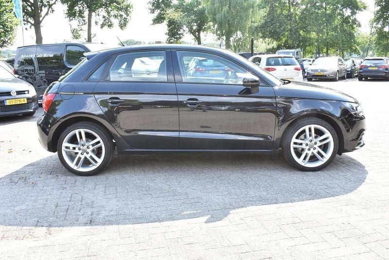 Occasion Audi A1 Sportback Attraction 86 PK (63 kW) 2014 Zwart Hatchback