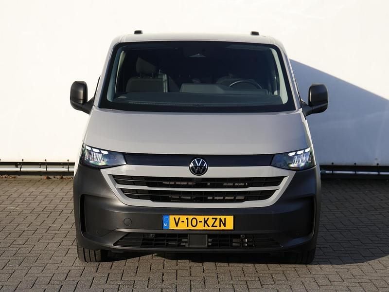 Occasion VW Transporter Life 110 PK (80 kW) 2024 Grijs Van