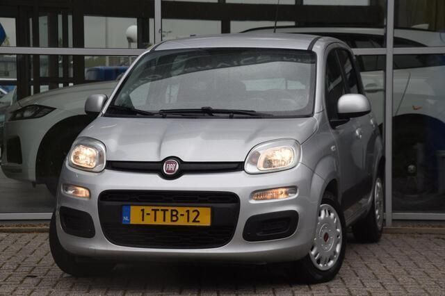 Grijs, metallic lak Gebruikt 2014 Fiat Panda Hatchback | € 4.245 (Eerlijke prijs) - Afbeelding 1/4