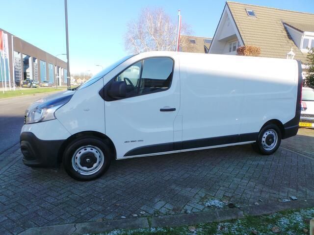 Wit Gebruikt 2016 Renault Trafic Van | € 7.250 (Super prijs) - Afbeelding 1/4