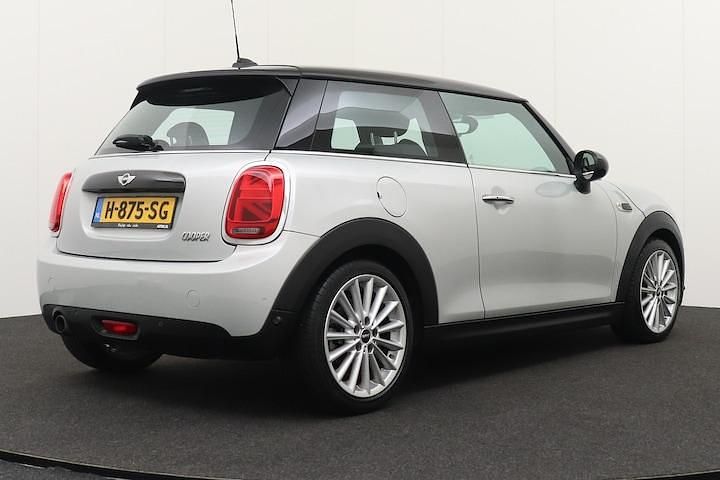 Occasion Mini Cooper Business 136 PK (100 kW) 2017 Wit Hatchback