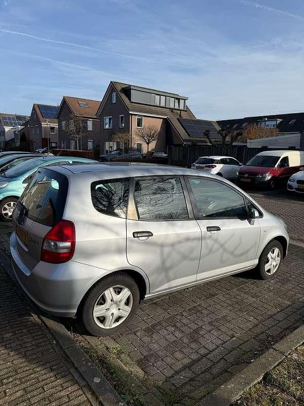 Occasion Honda Jazz LS 83 PK (61 kW) 2004 Zilver Hatchback