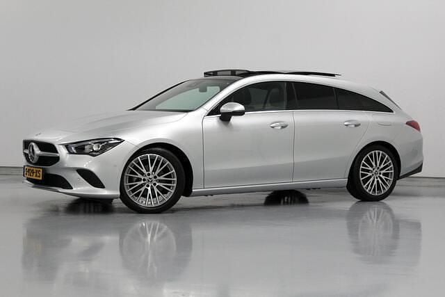 Occasion Mercedes CLA180 Shooting Brake Luxury 136 PK (100 kW) 2023 Grijs (metallic) Stationwagen