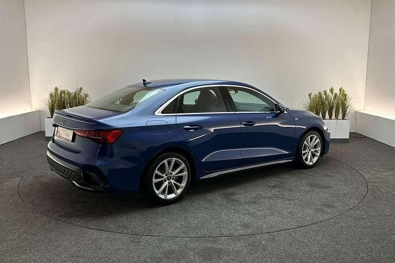 Occasion Audi A3 S-Line 150 PK (110 kW) 2025 Ascariblauw metallic Sedan