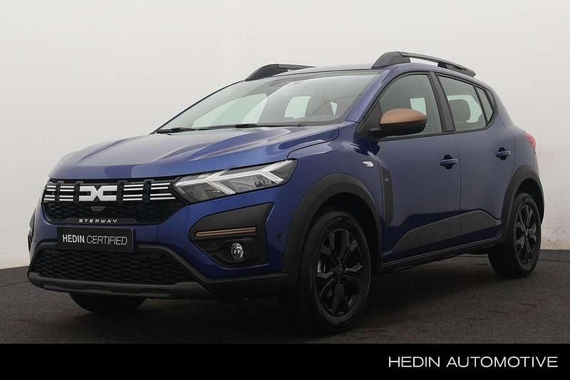 Blauw Gebruikt 2024 Dacia Sandero Extreme Hatchback | € 24.950 (Duur) - Afbeelding 1/3