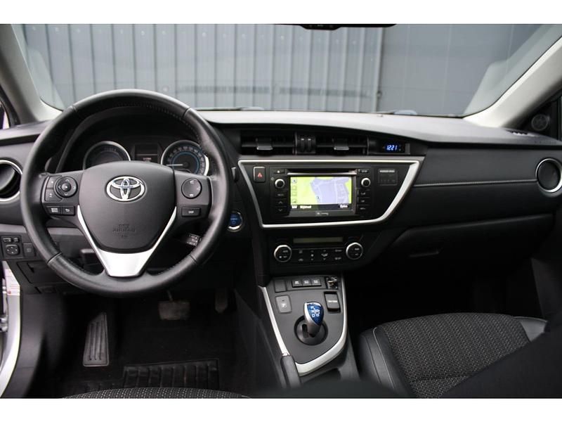 Occasion Toyota Auris 99 PK (72 kW) 2014 Grijs Stationwagen